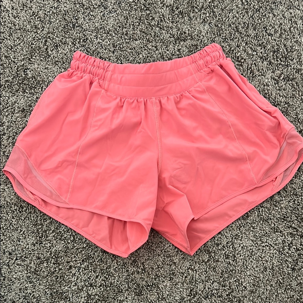 Hotty hot low-rise lined short 4”